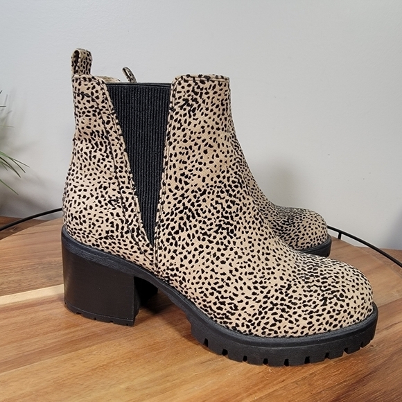 MIA Animal Print Slip on Chelsea Combat Boots Size 7 - Picture 4 of 14